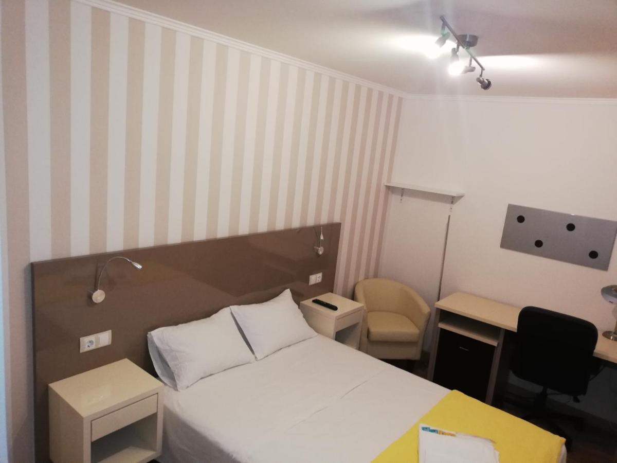 Bed and Breakfast Residencia Compostela Santiago de Compostela Exterior foto